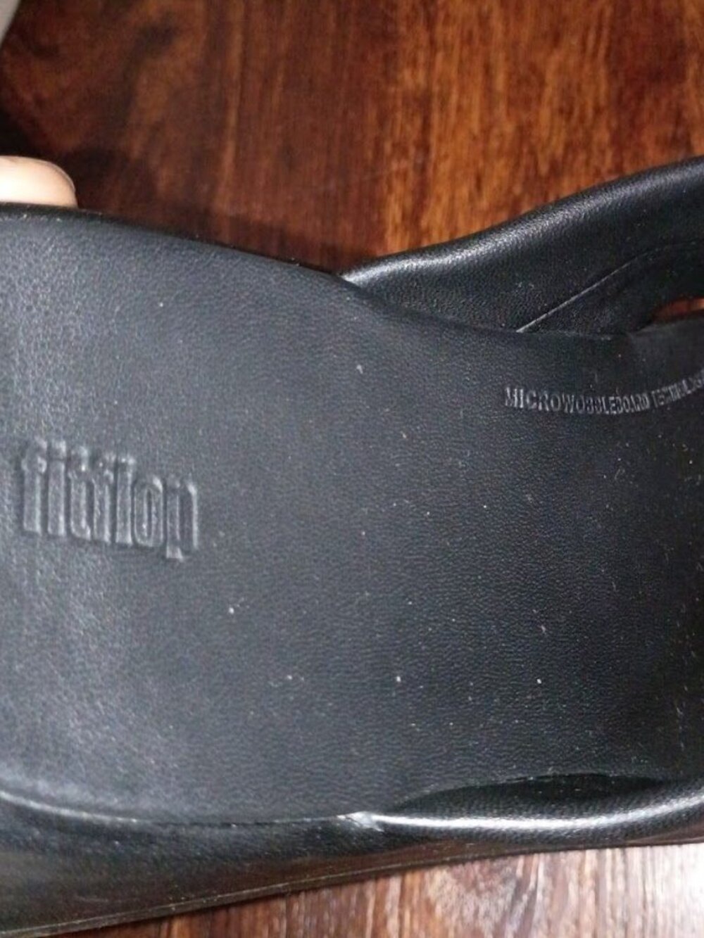 FitFlop Womens Lulu Toe Post Sandals Size 10 Black Leather Comfort - Picture 8 of 8